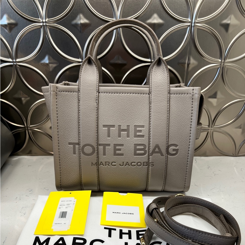 MARC JACOBS THE TOTE BAG MINI